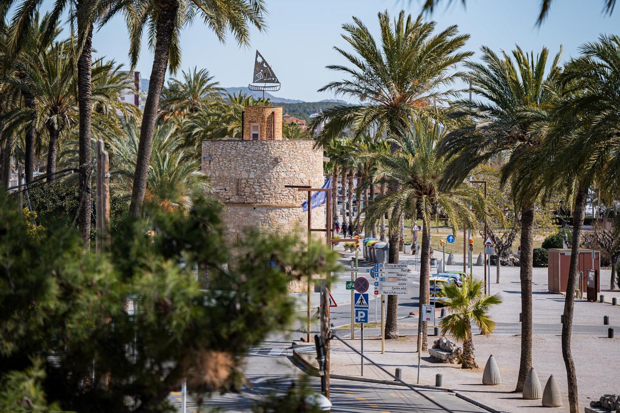 Marea Aparthotel Vilanova i la Geltru Exterior photo